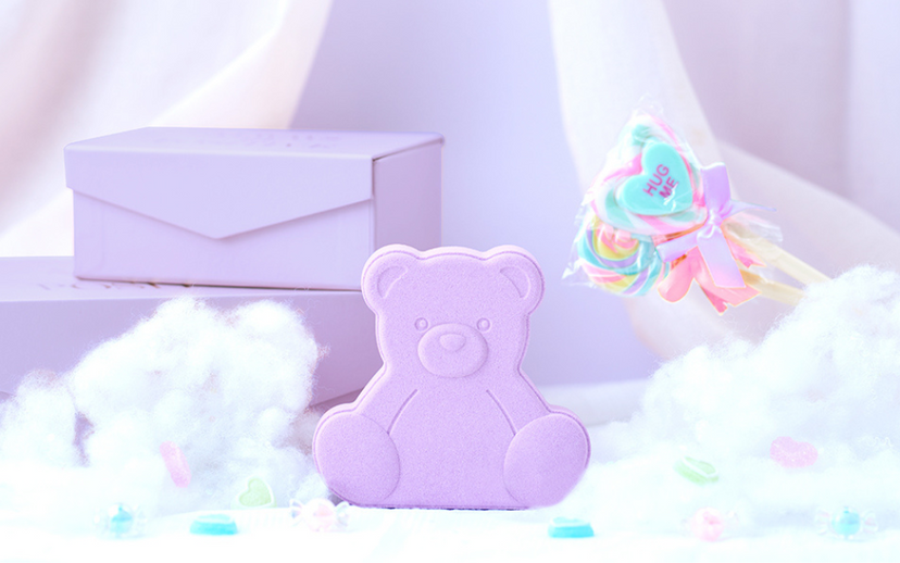 Rainbomb Aurora - Little Shelf Charm